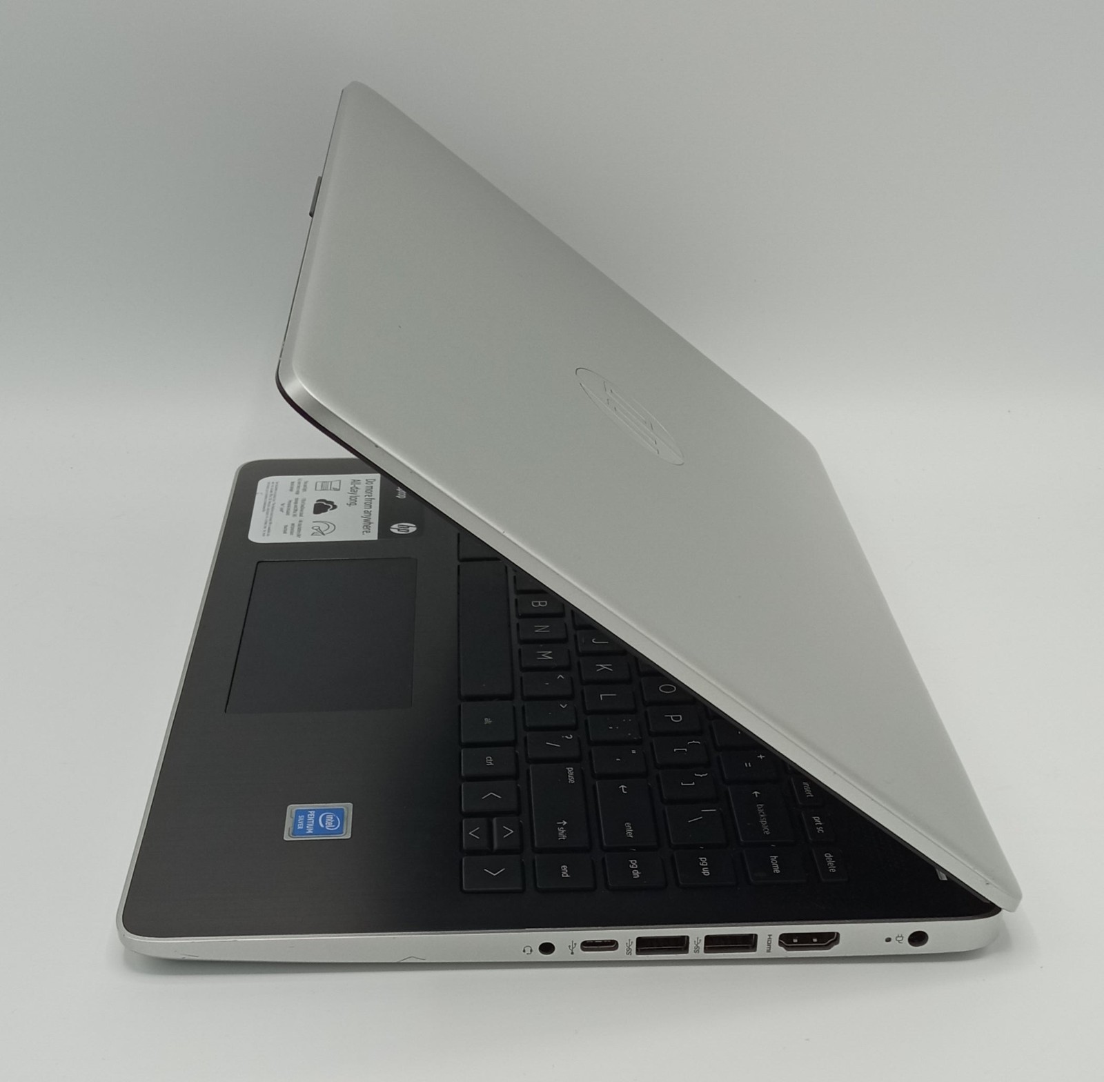 HP 14-DQ0XXX 13.9″ PENTIUM SILVER N5030 8GB RAM 256GB SSD Win10Pro