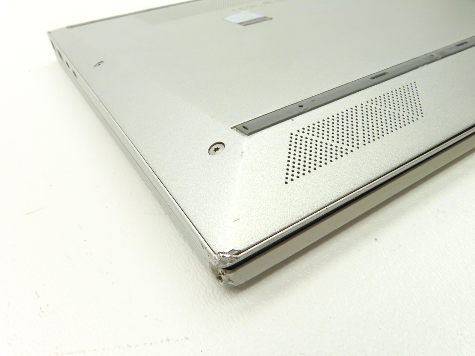 HP EliteBook x360 1030 G7 13.3″ Touch i7-10710U 1.1GHz 16GB RAM 256GB SSD