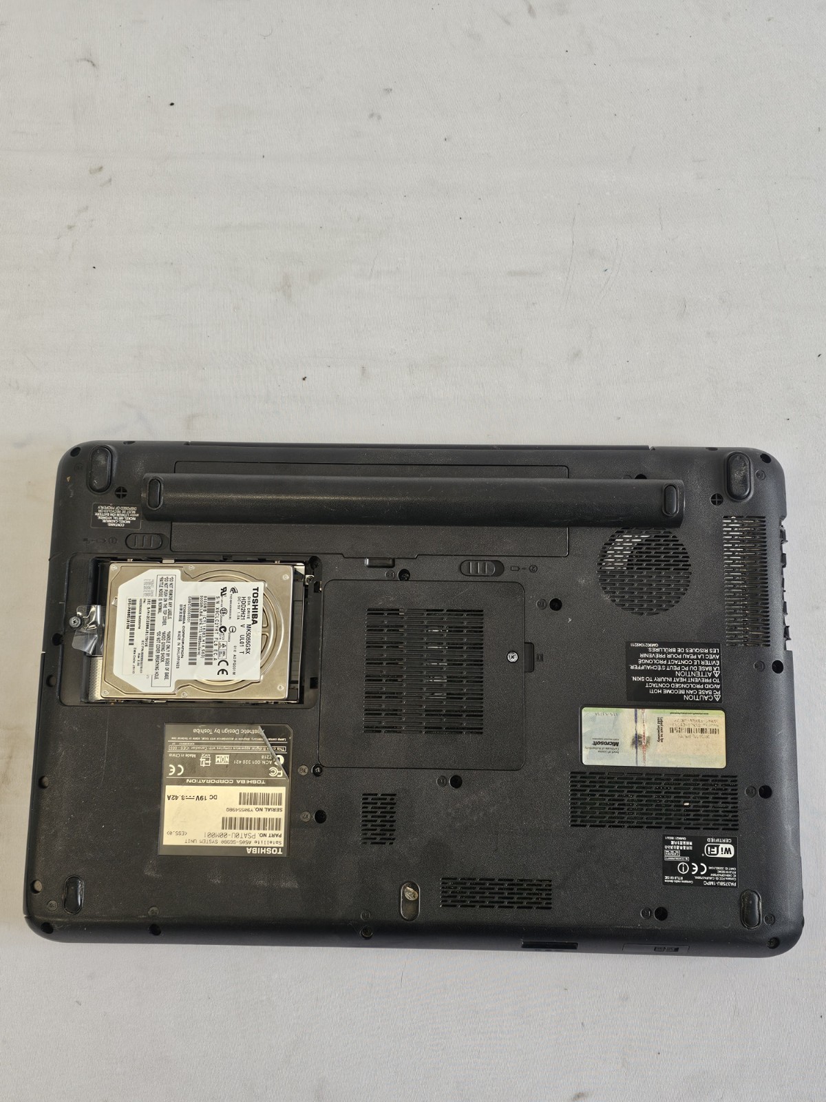 Toshiba Satellite A505-S6980 Laptop – Intel Duo T6600 – BAD BATT – Parts – READ