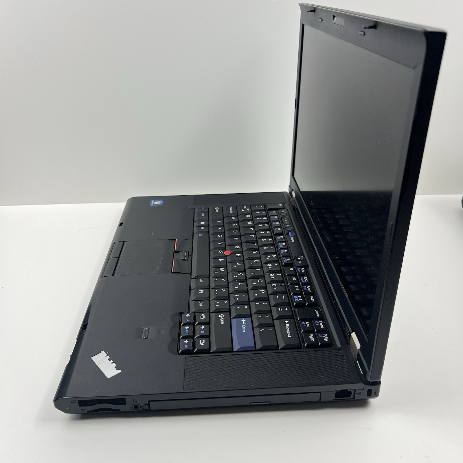 Lenovo ThinkPad T520 Intel i7-2640M 8GB 320GB HDD Linux Mint OS w/ Charger|ELP93