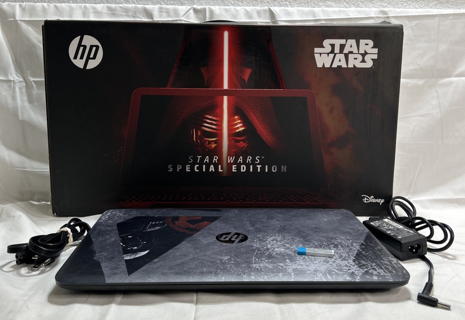 HP Star Wars Special Edition Notebook 15-an050nr 15.6″/i5-6200U/6GB RAM/1TB