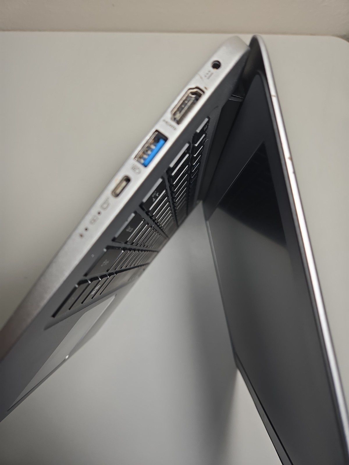 Acer 14″/i5-7200/8Gb/ssd 127Gb/Camera, Battery Work NO AC #14
