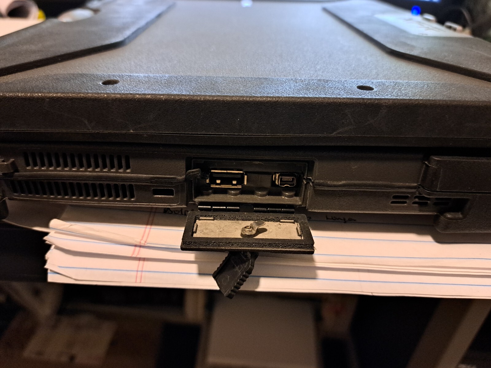 Dell Latitude XT2 XFR P05S Core2Duo U9600 1.6GHz 3GB RAM+Adapter. NO HDD/OS