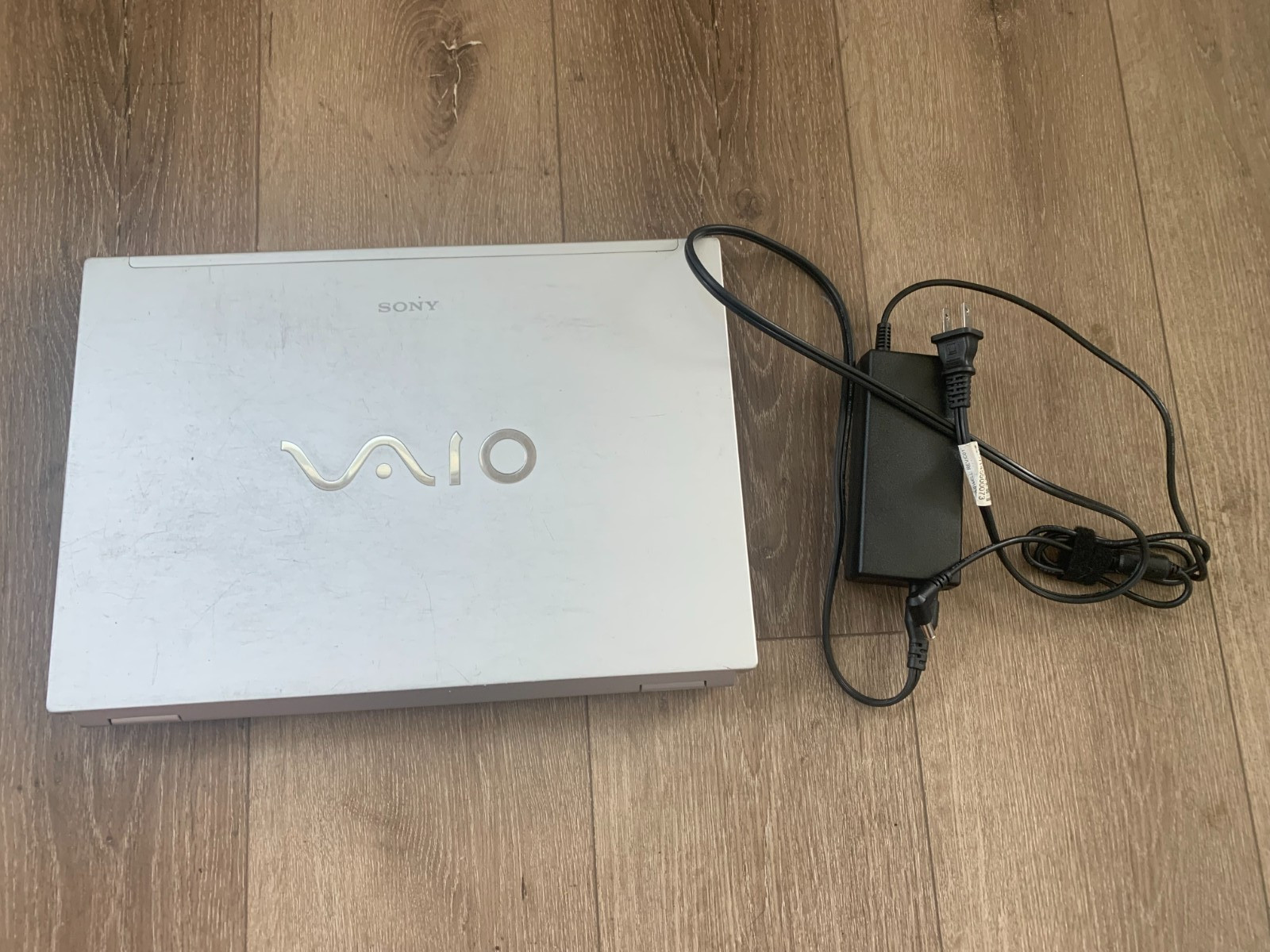 Sony PCG-3A4L VGN-FZ320E 15.4″ Intel Core 2 Duo T5450 166GHz 2GB Ram 120GB HDD