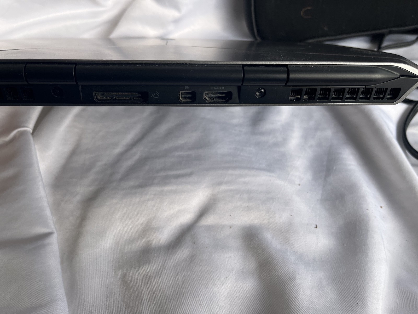 Alienware 13 Windows 10 Laptop Nvidia GTX 860M 16GB RAM 500GB HD OEM Adapter/Bag