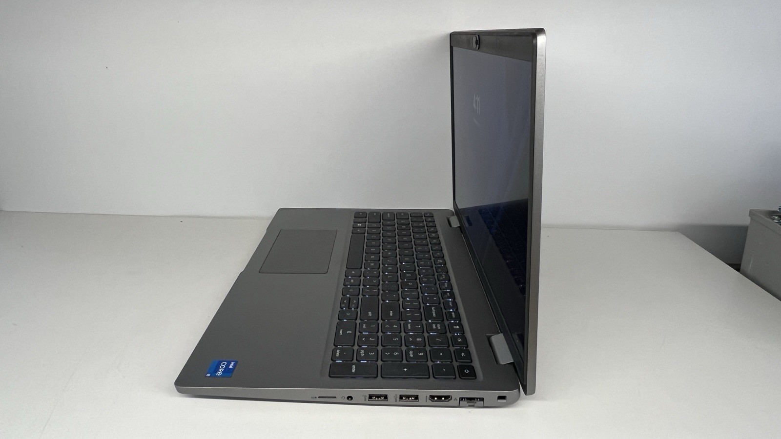 Dell Latitude 5530 Laptop – i5-1235u 16GB 512GB SSD Cam 15.6″ Touchscreen 2022