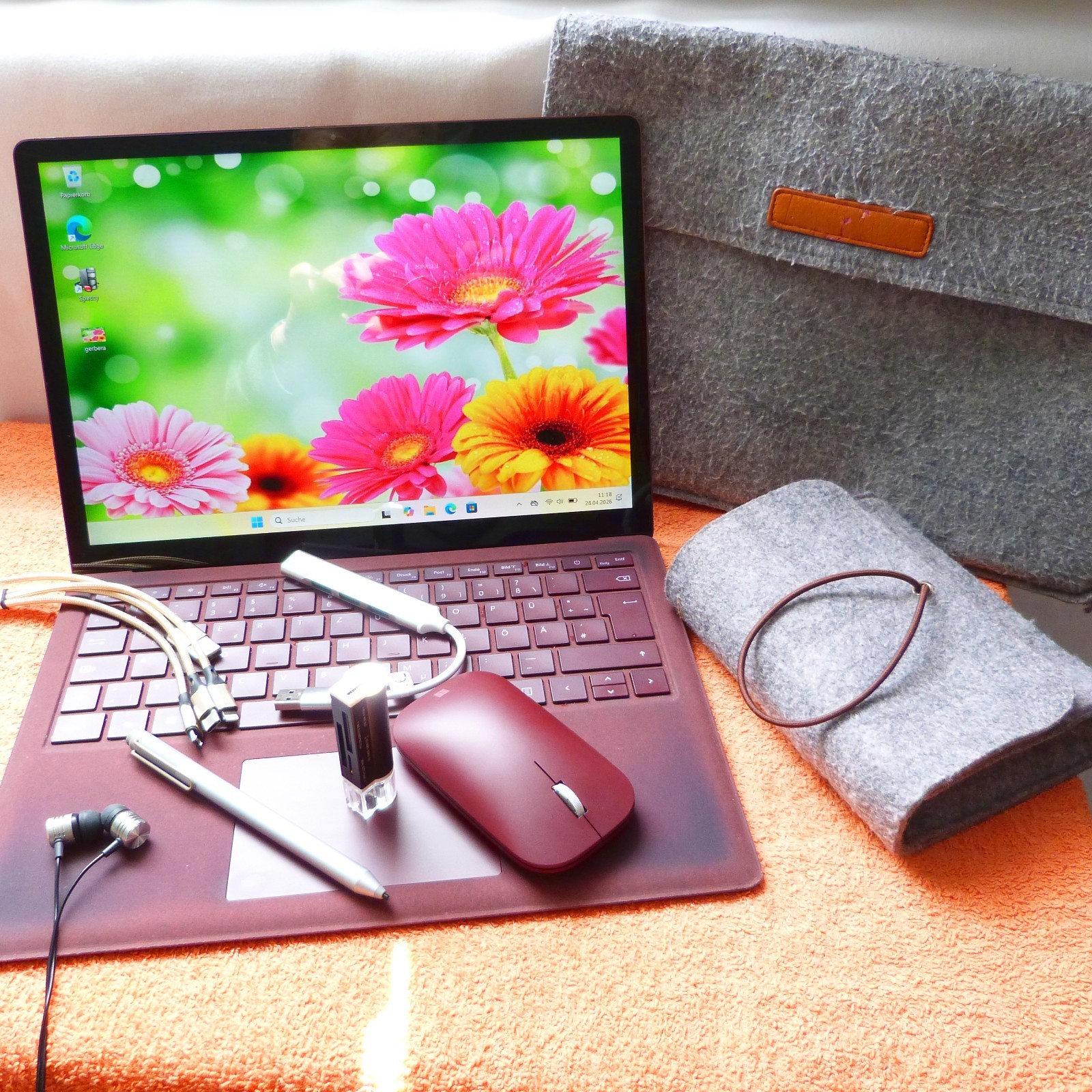 XXL LOT MS Surface Laptop 2 13″ 2K TOUCH l SSD Windows 11 I 8GEN Core i5