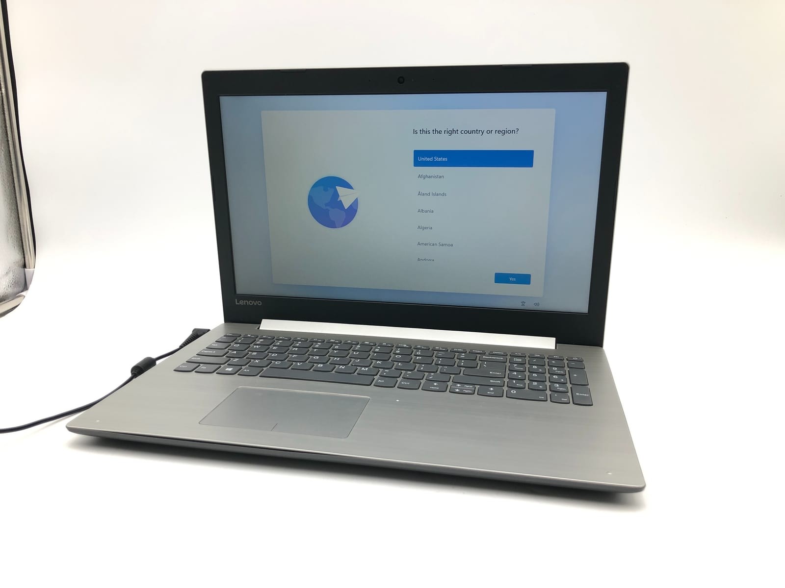 Lenovo | 80XS0024US | A12-9720P A12-9720P | 20GB | 256GB SSD | Win | No Batter 1
