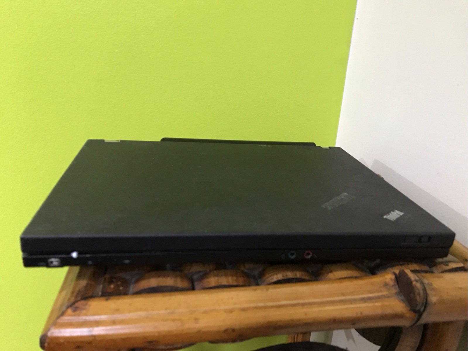IBM Lenovo ThinkPad T61 14″ LCD T7300 2.00GHz 2GB RAM 112GB HDD Windows 10 PRO