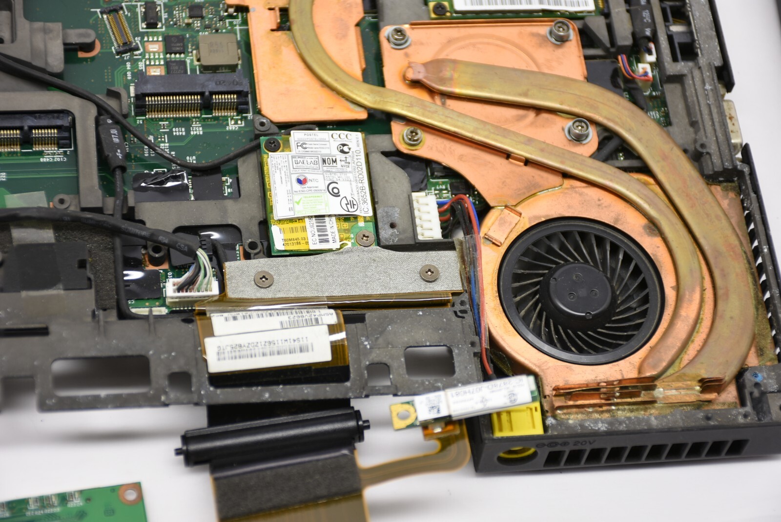 IBM ThinkPad Lenovo T61 6463 – PARTS