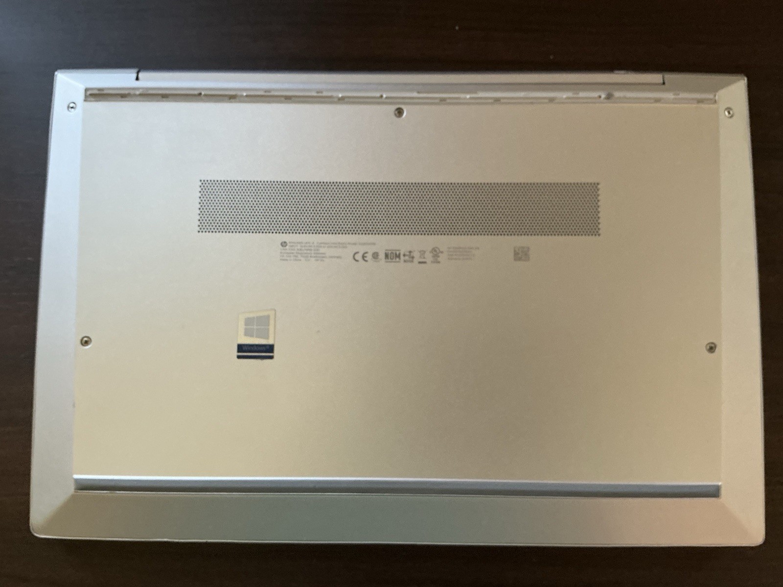 HP EliteBook 840 G8 14” i5-1135G7 16GB RAM Win11 Pro 256G SSD Webcam Charger