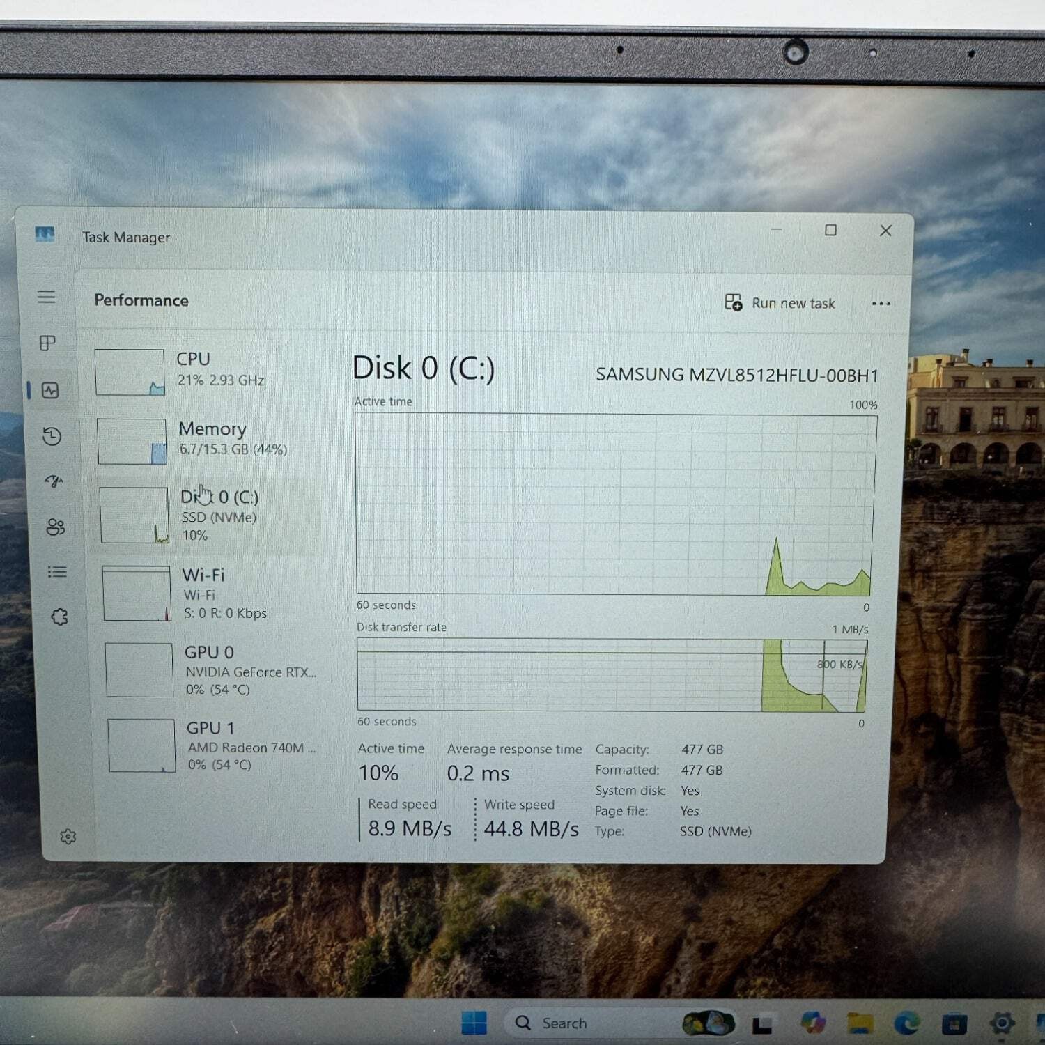 HP Victus 15-FB3093DX 15.6″ Ryzen 7 7445HS 3.2GHz 16GB RAM 512GB SSD