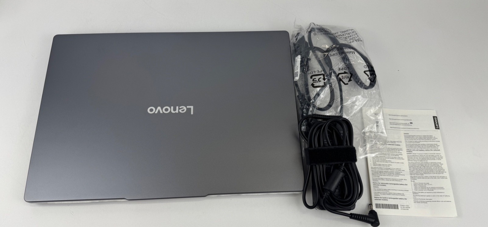 Lenovo IdeaPad Slim 3X 15.3″ WUXGA Laptop Qualcomm Snapdragon X 16 GB Luna Grey
