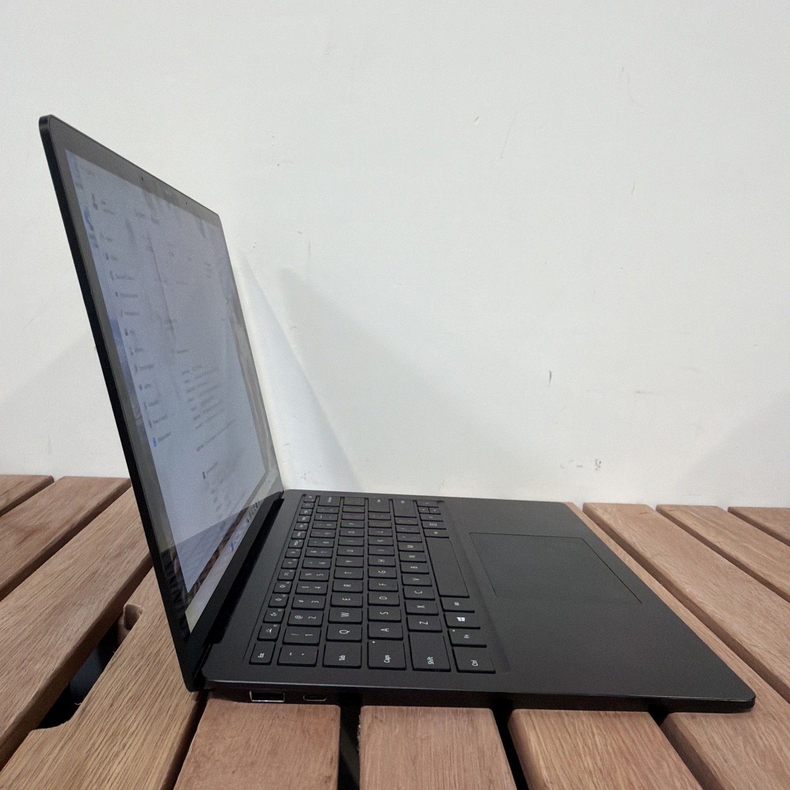 Microsoft Surface Laptop 3 Core i7-1065G7 1.30GHz 16GB RAM 256GB SSD W11P *GOOD*