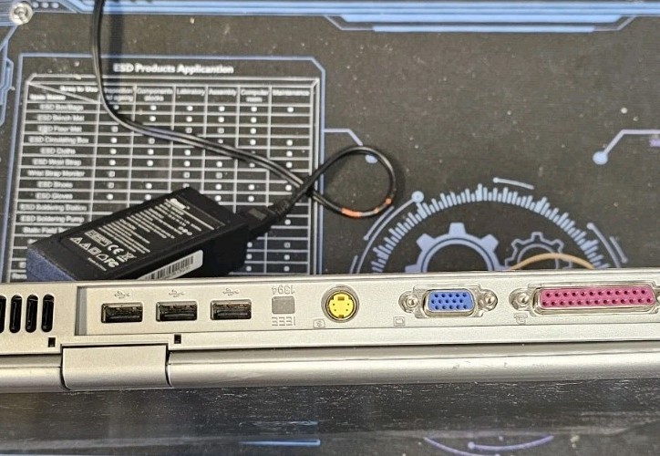 EMACHINES M5305 Windows XP AMD Athlon XP 2200 1.79 GHz 480 MB Of RAM 40 GB Hard.