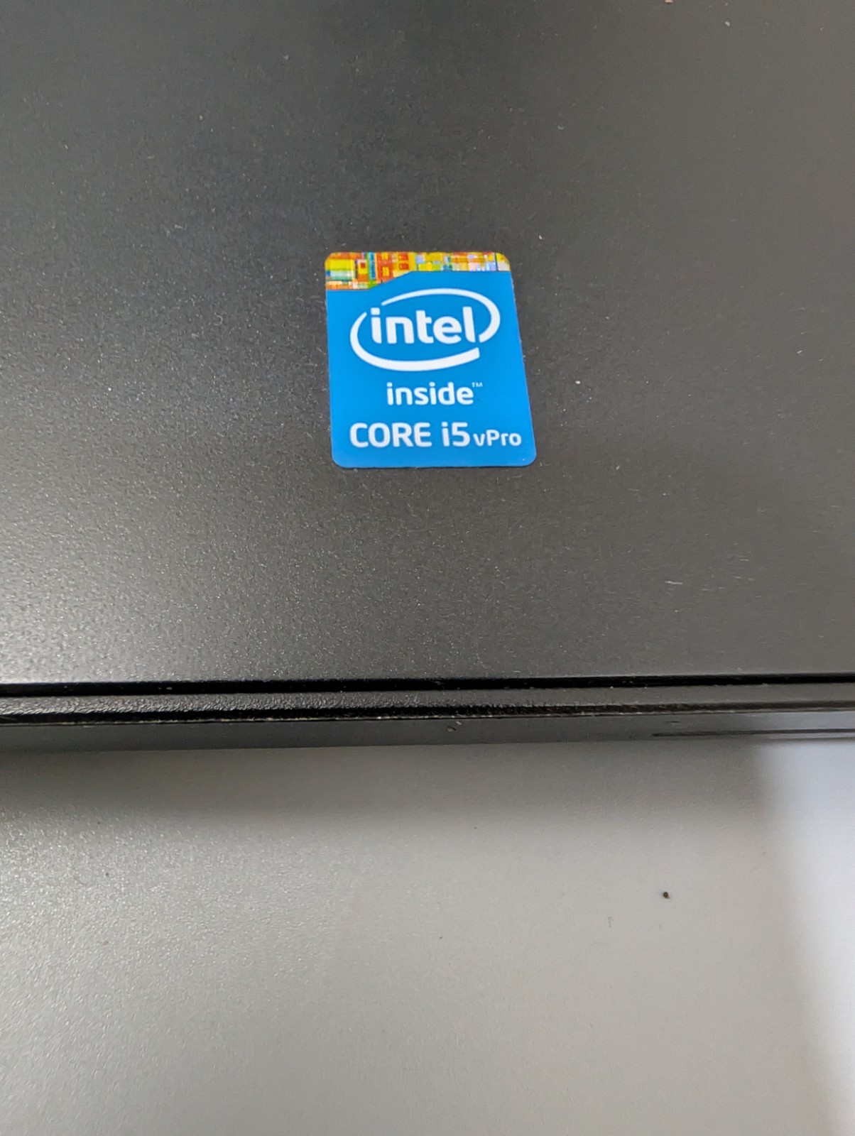 DELL Latitude E5540 15.6″- i5-4300U@1.90GHz/250GB SSD/8GB RAM/Win 11 Pro