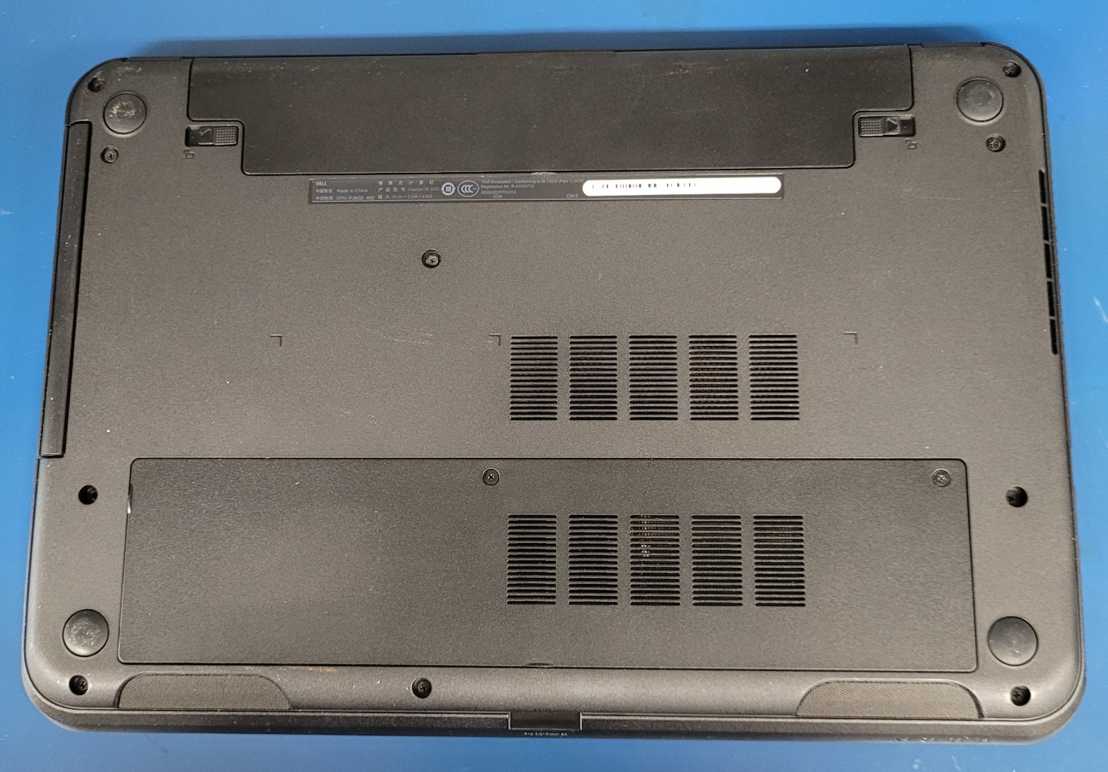 Dell Inspiron 15-3521 / Intel i3-3217 @1.80GHz / 4GB RAM 500 GB Windows 11