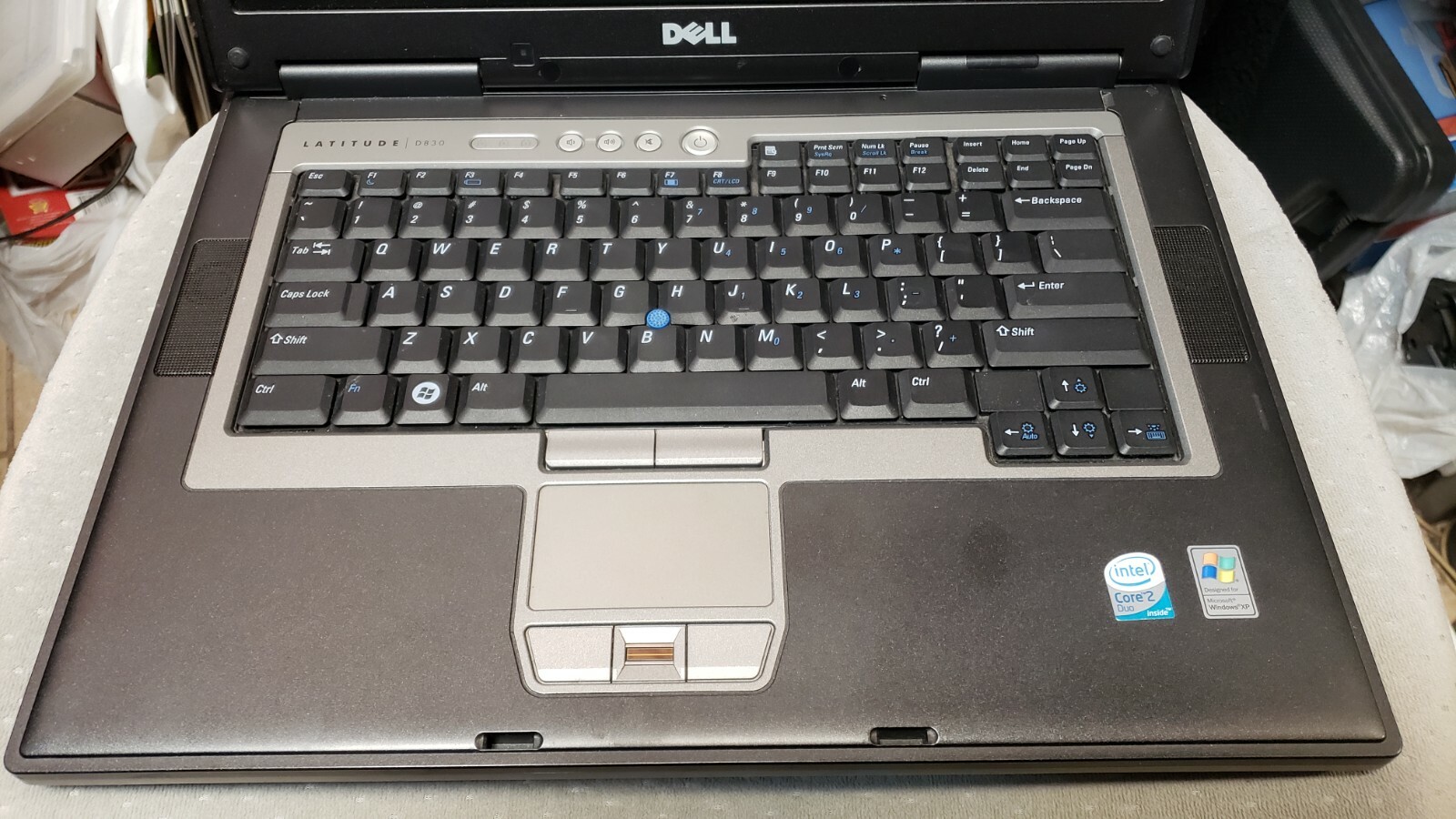 Dell Latitude D830 Intel 1.80Ghz/2.5GB/120GB HD/Nvidia/Wifi/Bluetooth/WinXPPro