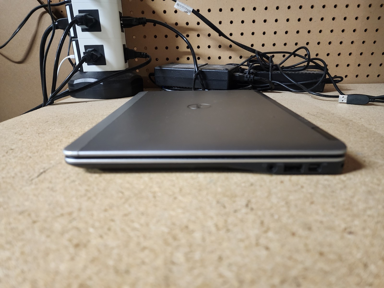 Dell Latitude E7240 i5-4300U 1.9GHz 8GB RAM 256GB SSD Win 11 Pro