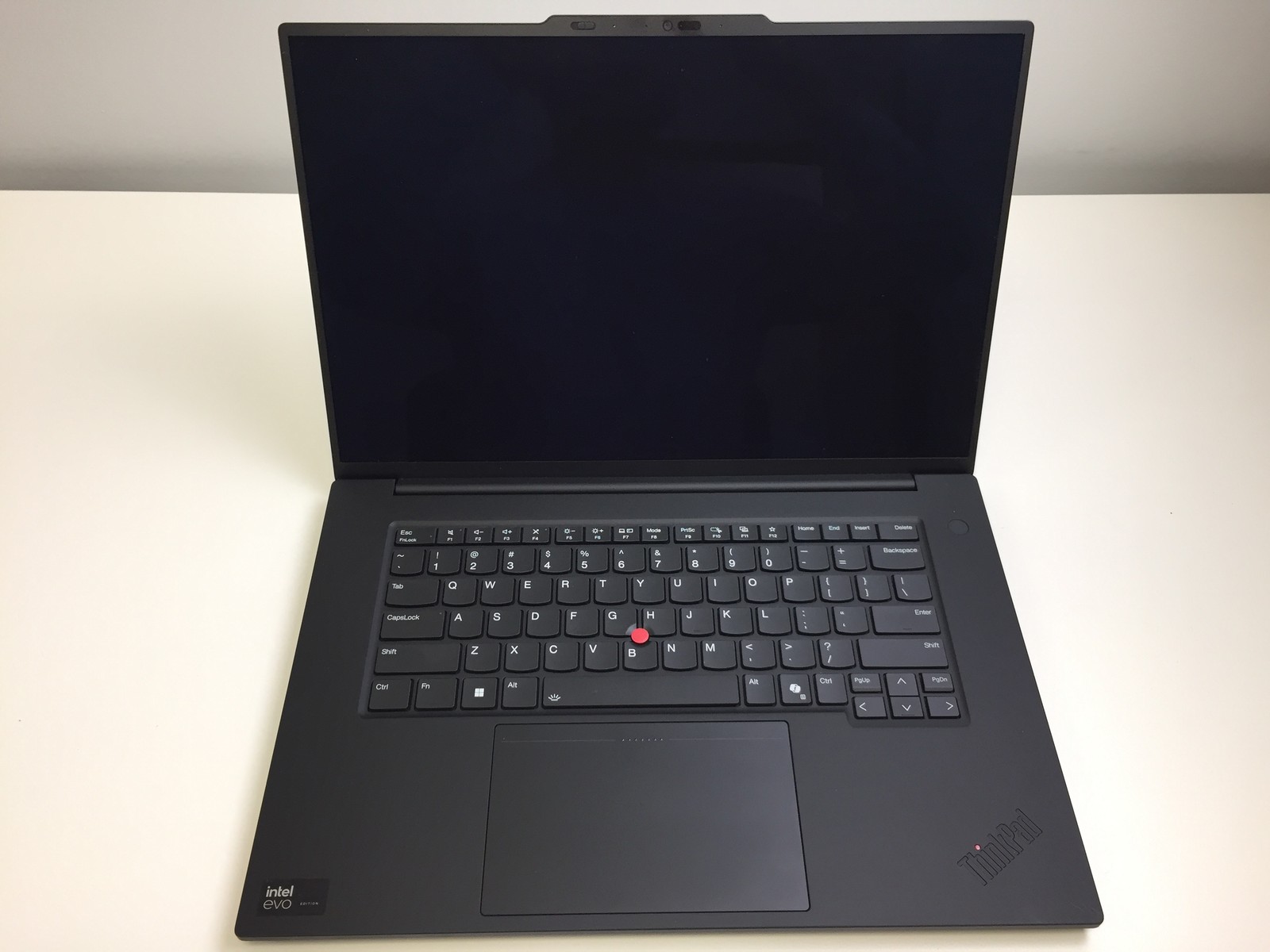 Lenovo ThinkPad P1 Gen 7 21KV000PUS – Intel Core Ultra 7 155H, 32GB RAM, 1TB SSD