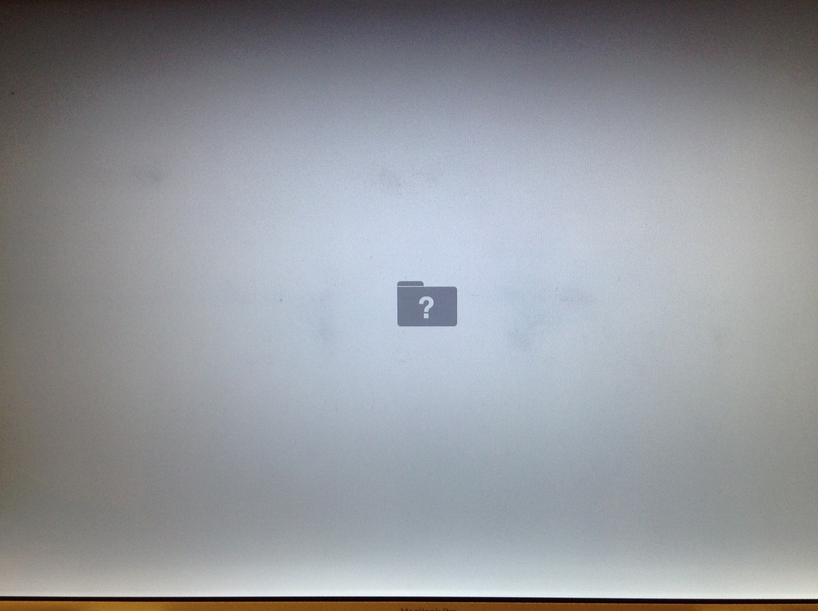 Apple MacBook Pro A1229 17″ Laptop Core 2 Duo 2.4GHz 4GB AC Power Adapter AS-IS