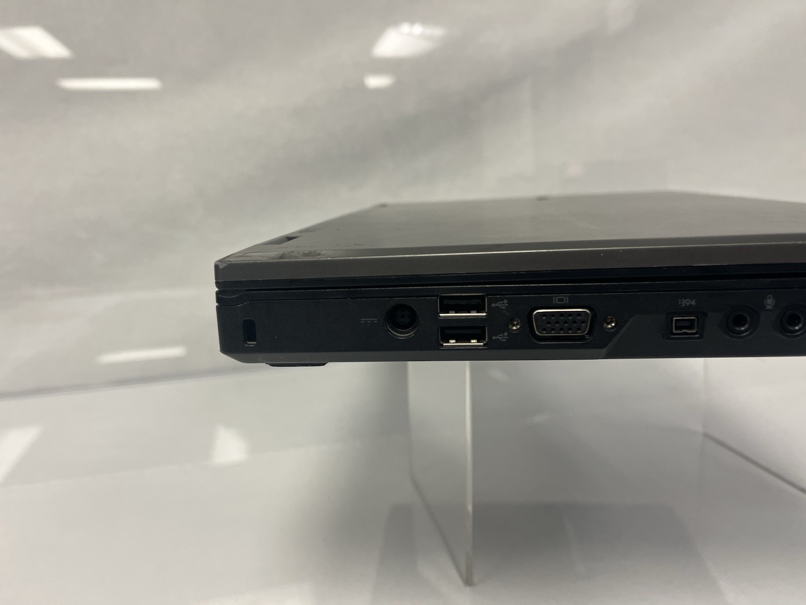 Dell Latitude E5410 i5 M 520 2.40GHz 4GB RAM 160GB HDD NO OS #3