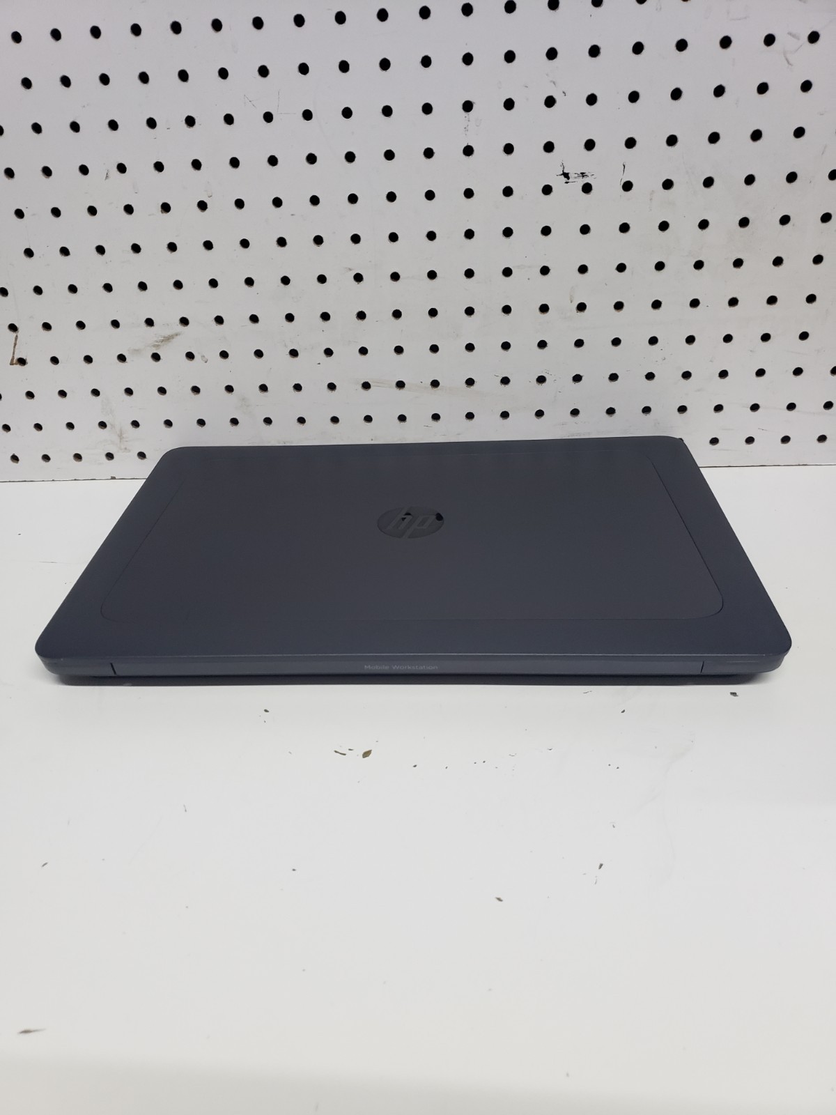 HP ZBook 15 G4 15″ FHD I7-7820HQ 2.60 512GB SSD, 16GB W11P Quadro M2200 Webcam