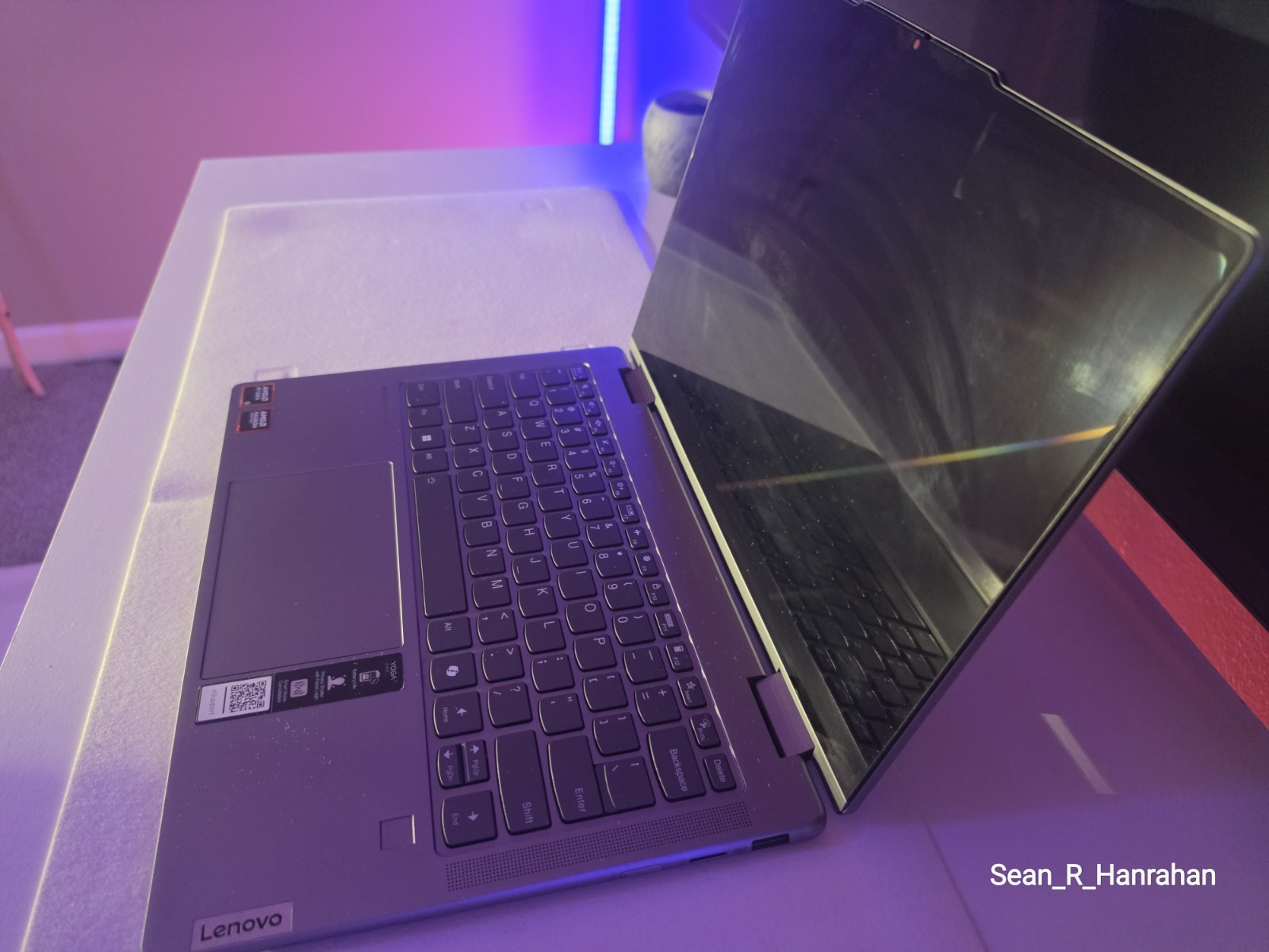 Lenovo Yoga 7 2in1 14AHP9 Laptop 14 Touch Ryzen 5 8640HS 16GB 512GB W11 1026 2YR