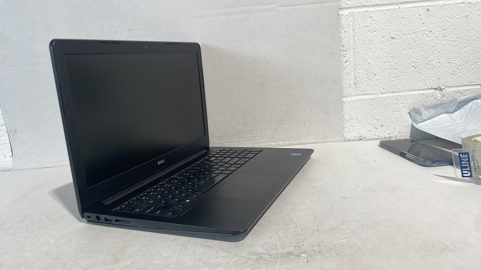 Dell Latitude 3550 15.6″ Laptop Intel Core i5 Processor Gray