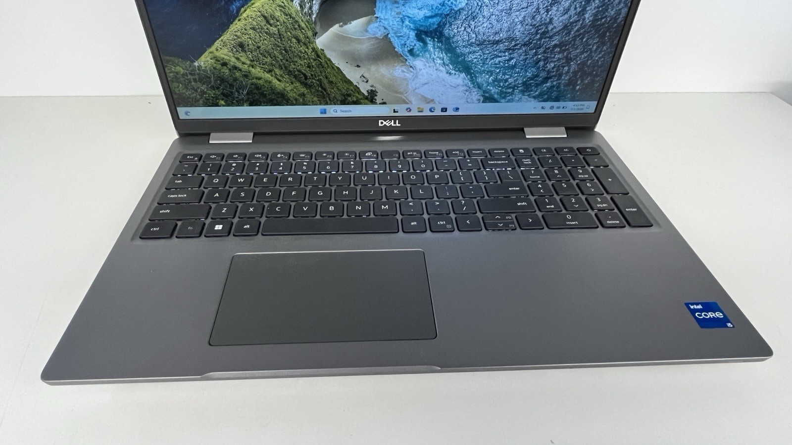 Dell Latitude 5530 Laptop – i5-1235u 16GB 512GB SSD Cam 15.6″ Touchscreen 2022