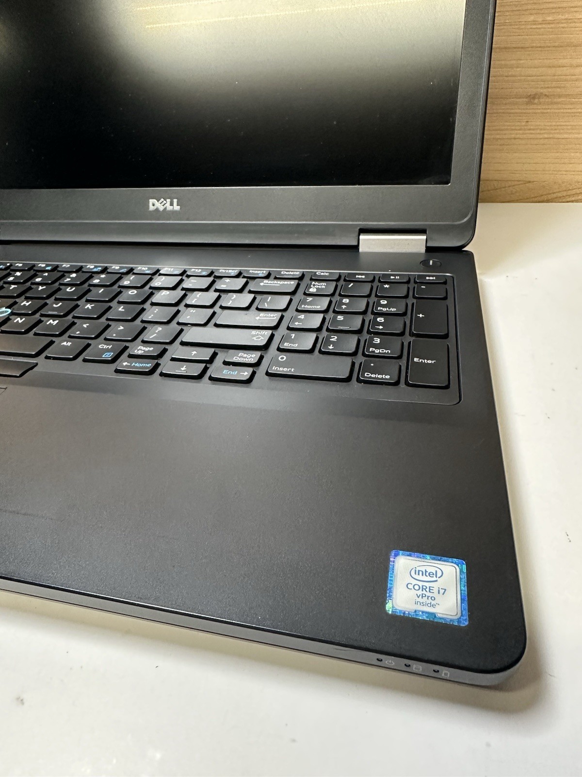 Dell Precision 3510 15″ Core i7-6820HQ 2.7GHz 4GB RAM No SSD No Power Supply