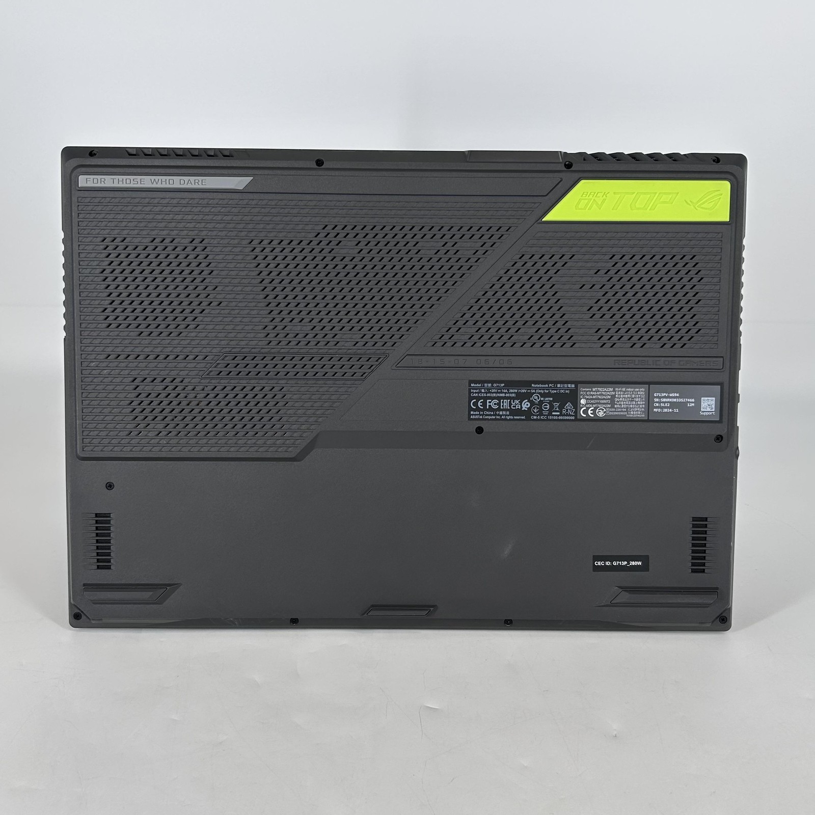 Asus ROG Strix G17 G713 240Hz 2K 3.0 GHz Ryzen 9 7845HX 16GB 1TB SSD RTX 4060