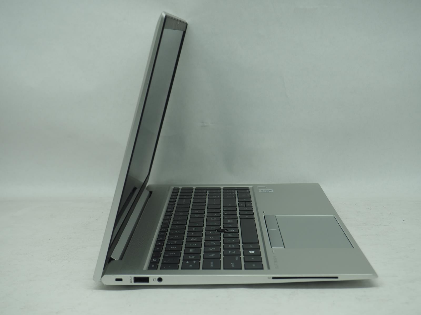 HP ELITEBOOK 850 G7 15.5″ Intel Core i7-10610U 1.80GHz 32GB RAM 1TB NVMe Grade C