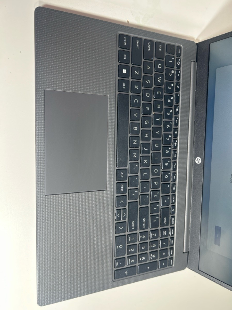 HEWLETT PACKARD 255 G10 WITH 250GBS AND 8GBR *READ DESCRIPTION!!!!!! (P17028842)
