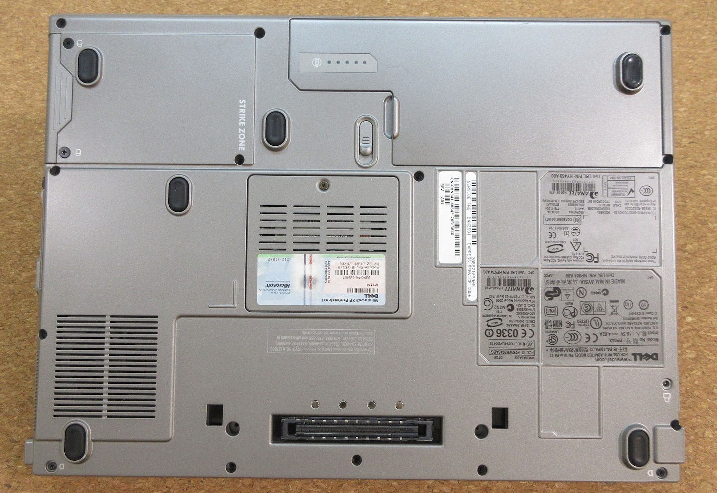 WIN XP Like NOS PRISTINE Dell D830 T9300 4gb 15.4 *NEW SSD* Serial DVDRW BT