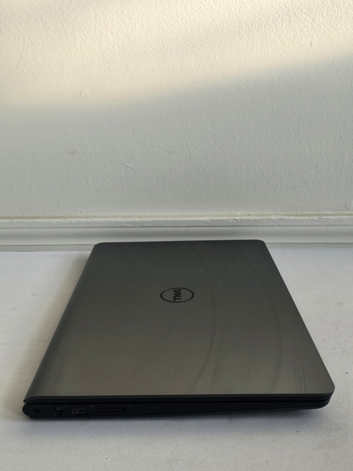 Dell Latitude E3550 Laptop – i3-5005u – 4GB RAM – 500GB HDD – BAD BATT – Win 10