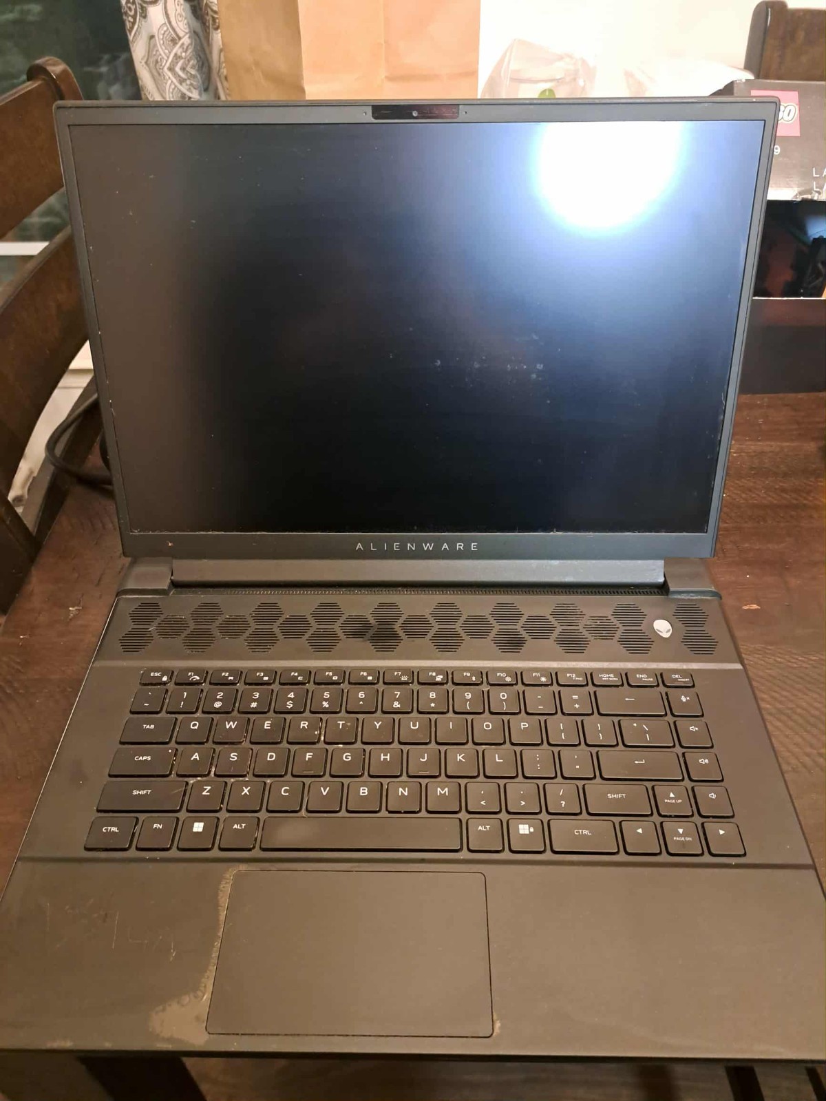 ALIENWARE M16 R1 16GB, 2x8GB, DDR5, 5200 MT/s 16″ QHD NVIDIA G-SYNC + DDS