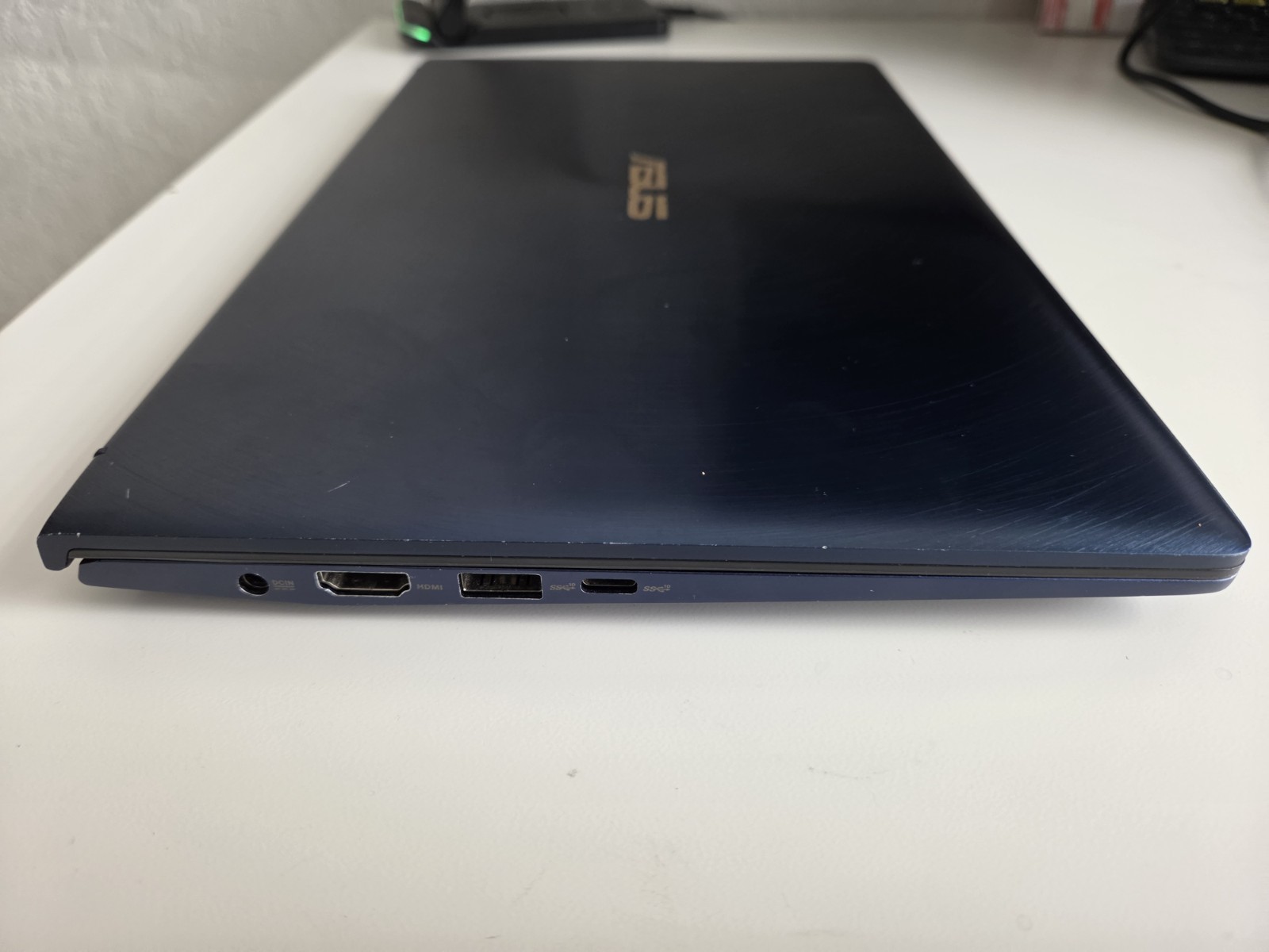 ASUS ZENBOOK 13 UX333FAC 512GB Intel Core i7-10510U 16GB