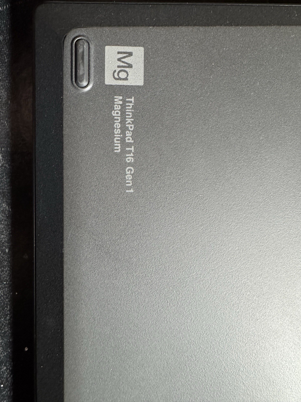 Lenovo Thinkpad T16 Gen 1, 8GB RAM, 256GB SSD, Windows 11