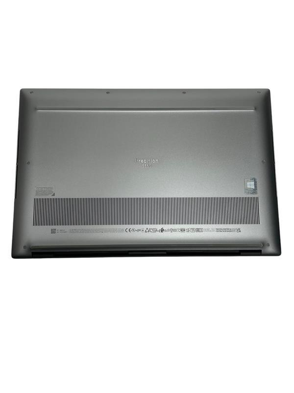 DELL PRECISION 5560 15.6″ Intel Xeon W-11955M 32GB RAM 512GB SSD – Grade D