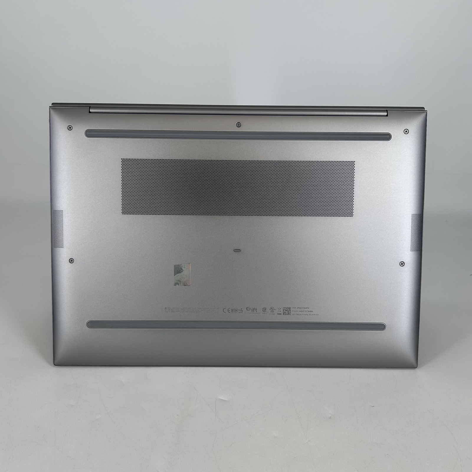 HP ZBook Firefly 16 G11 FHD+ 1.7 GHz Ultra 5 135H 16GB 512GB SSD RTX A500