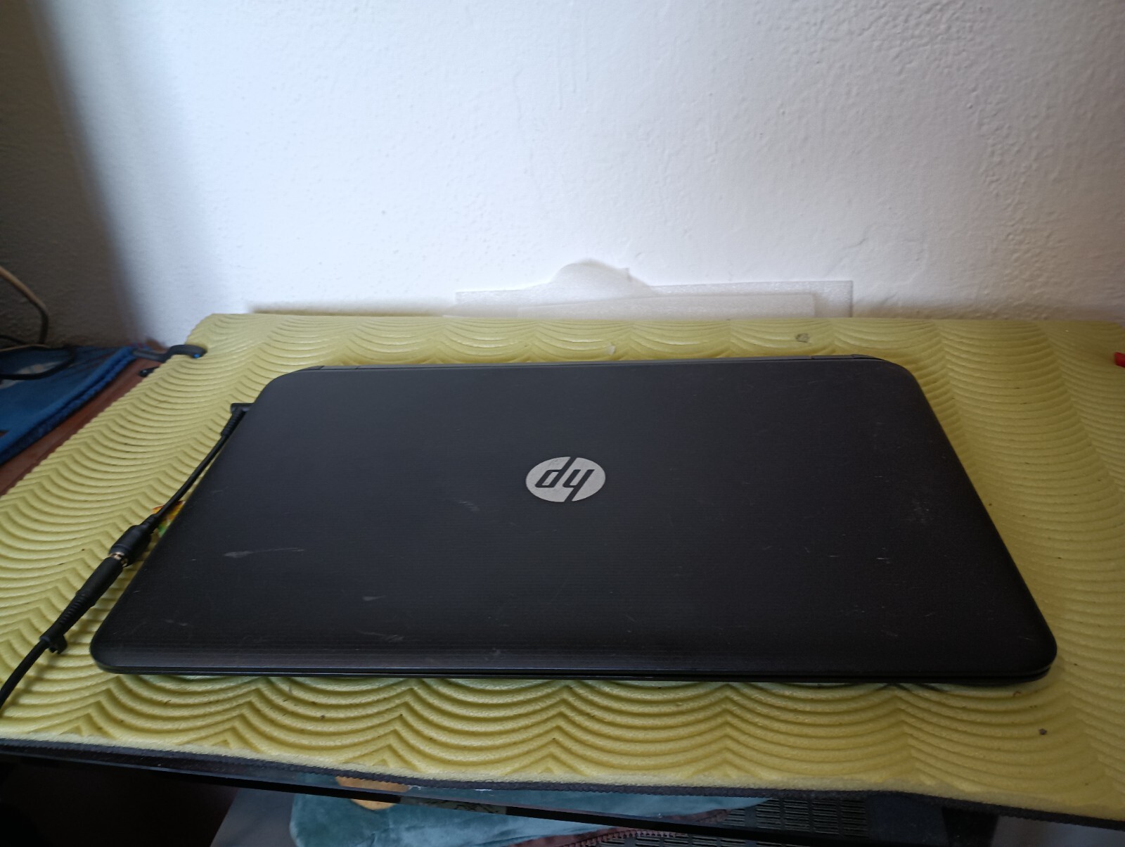 HP pavilion 17-p102ng 8gb 128gb ssd m2 AMD A6-6310 RADEON r4 17.3″ 1600X900