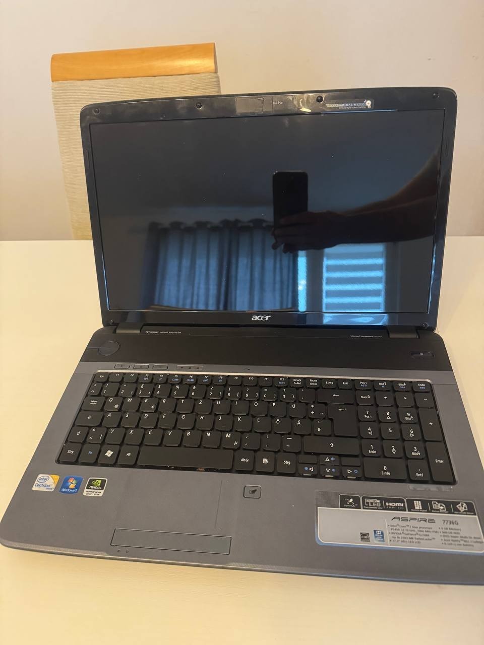 Acer Aspire 7736G 17.3″ laptop – faulty, does not start – for hobbyists or replacement