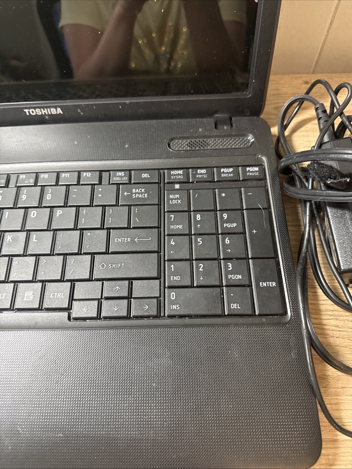 Toshiba Satellite C655D-S5200 15.6″ AMD C-50 1.00 GHz 6GB RAM 500GB HDD E5