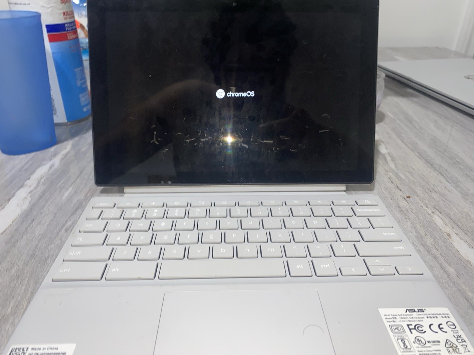 ASUS Chromebook Detachable CM3001 10.5″ Laptop MediaTek Kompanio 520, 4GB, 64gb