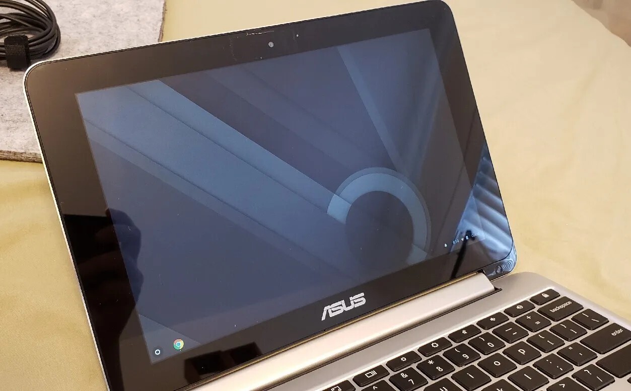 ASUS Chromebook C100P 10.3″ 4GB LPDDR3 16GB eMMC Chrome OS (Pre-Owned)