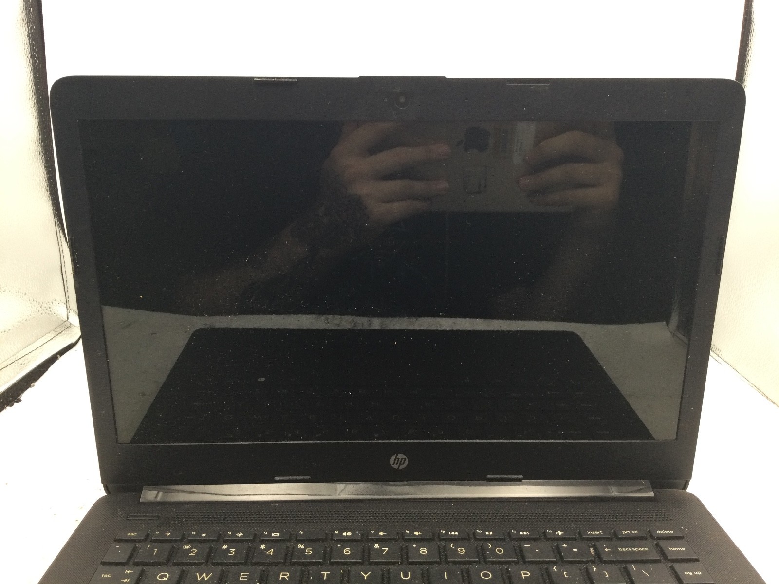 HP 14Z CM000 – FOR PARTS/NO POWER – AMD E2 – 4GB RAM – 14″ – READ DESCRIPTION-BB