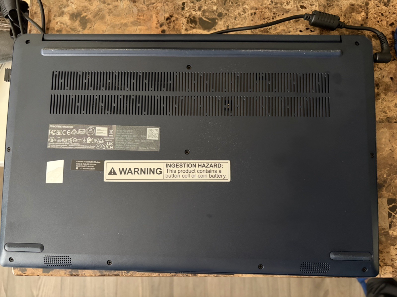 Lenovo IdeaPad 1 15.6″ AMD Ryzen 5 7520U 8GB RAM 256GB SSD Windows 11