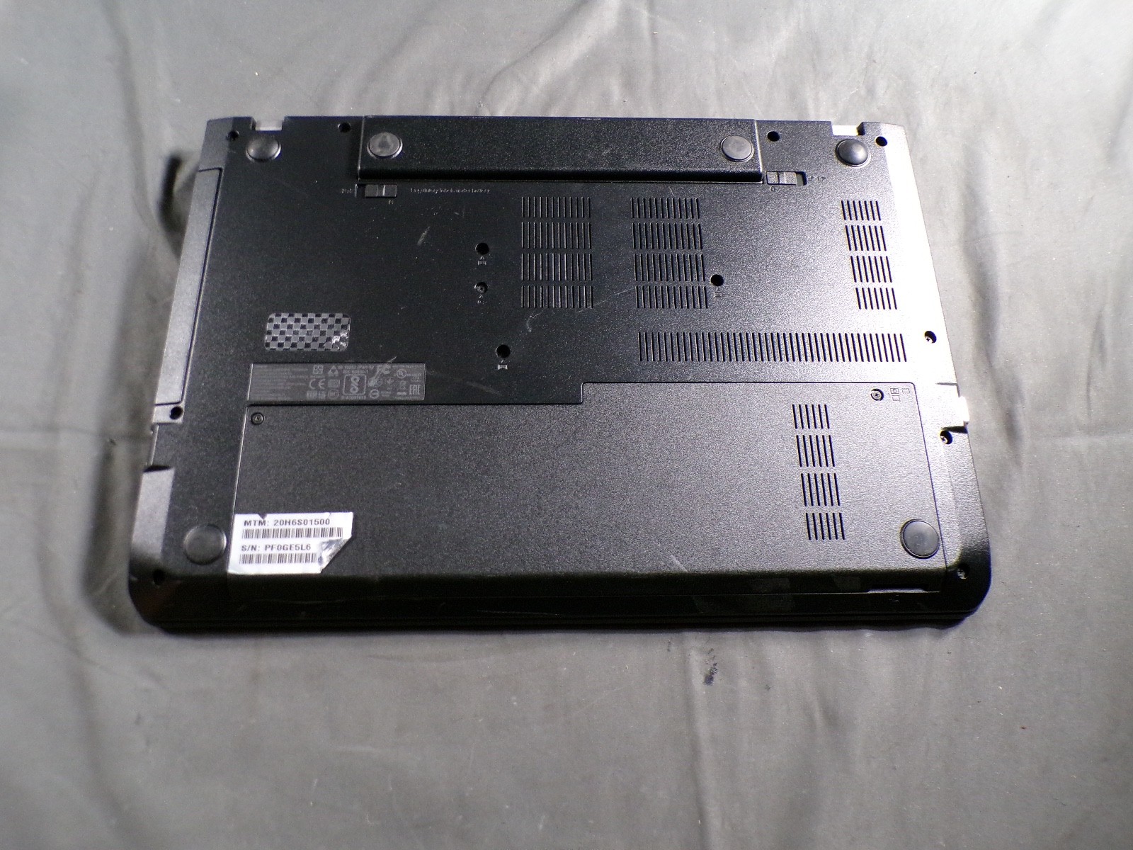 THINKPAD LENOVO E570 INTEL CORE i5-7200U 2.50GHZ 8GB RAM **BIOS L0CKED **NO HD/