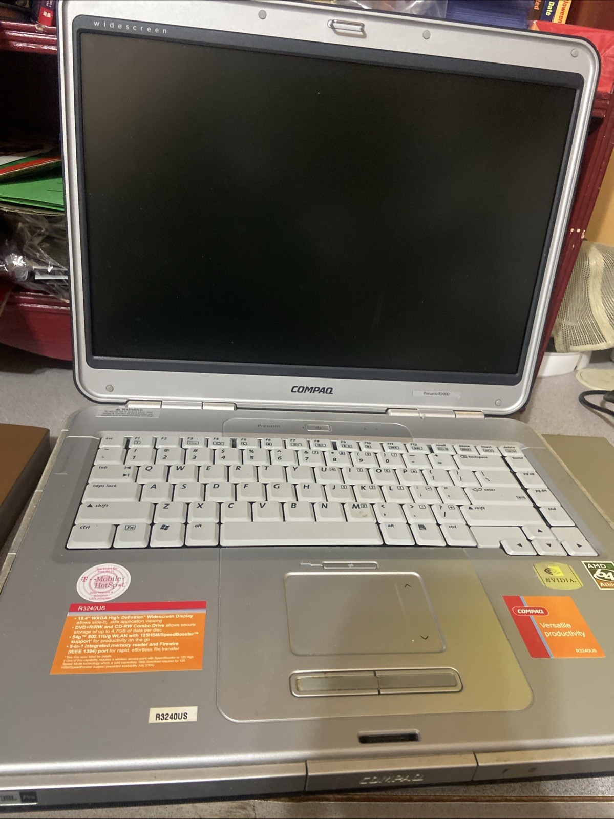 Compaq Presario R3000 – 15.4″ 256MB RAM, 80GB HDD, Laptop – FOR PARTS